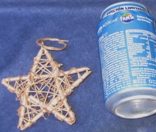 ESTRELLA MIMBRE DORADA 9X9